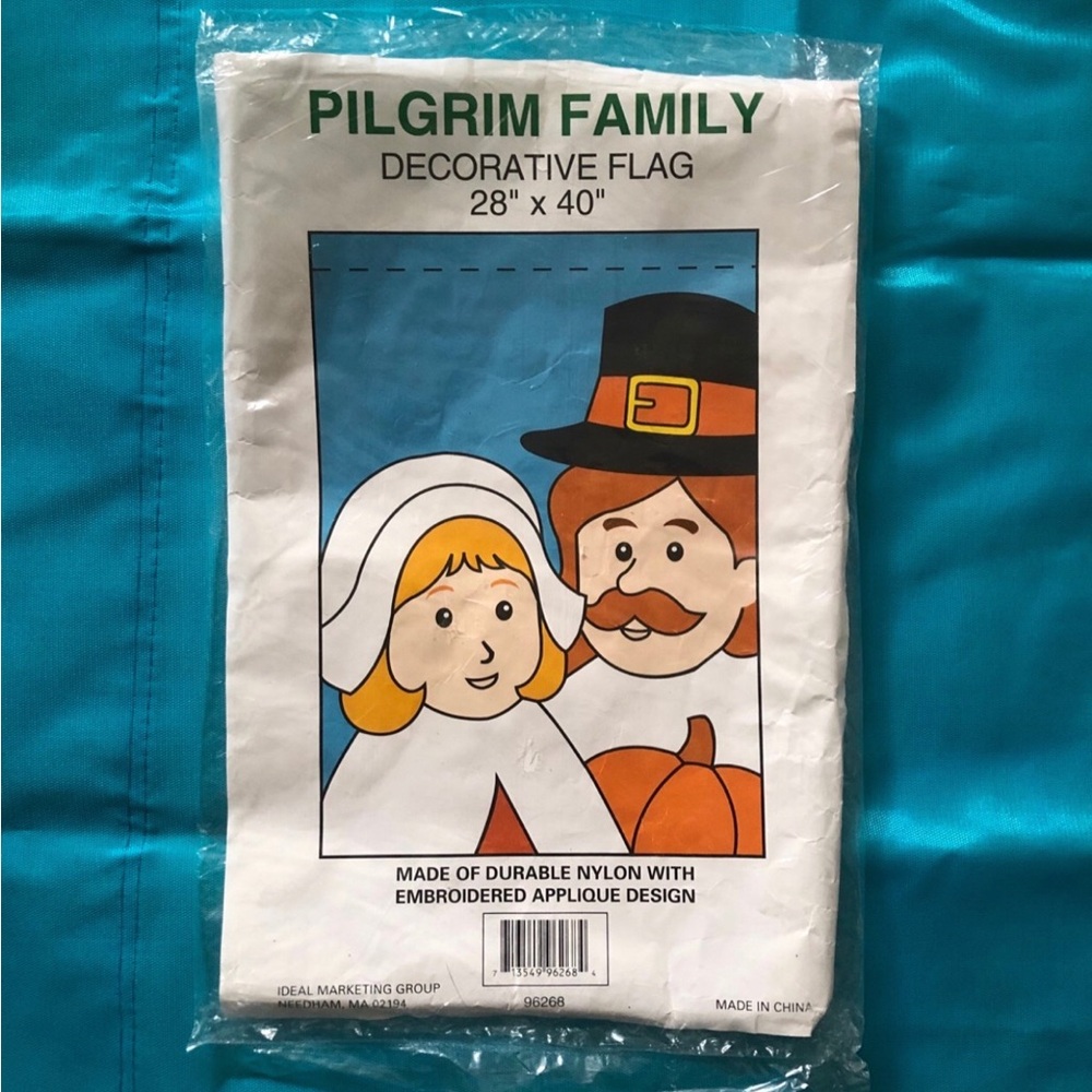 Thanksgiving Pilgrims Decorative Outdoor House Flag Large 28x40 NEW